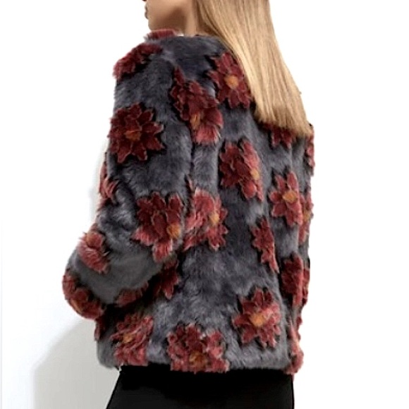 Unreal Fur Size M Floral Faux Fur Teddy Jacket - Gray and Red
